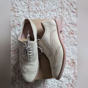 Cole Haan Alisa Oxford 7.5 White Brogue Wingtip Suede Loafer